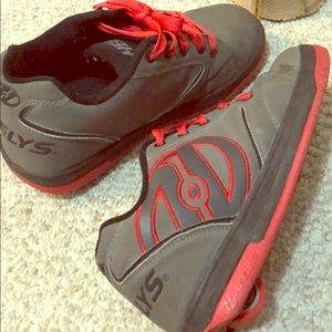 Heelys , boys size 6